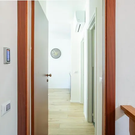Apartment Lovely With View - Bellagio 15 Min, Free Parking