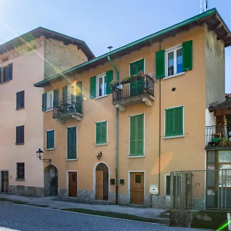 Apartment Lovely With View - Bellagio 15 Min, Free Parking